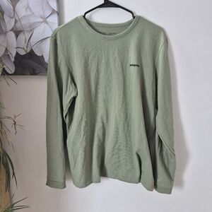 Womens Patagonia long sleeve shirt